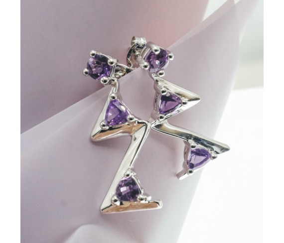 Подбираем серьги под прическу