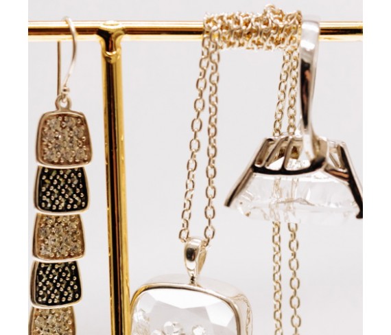 Большая стекляшка