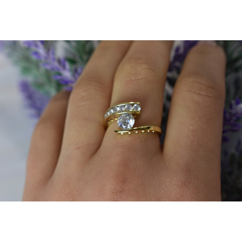 Sky Jewelry Серебряное кольцо в позолоте с камнями Гошенит (берилл)