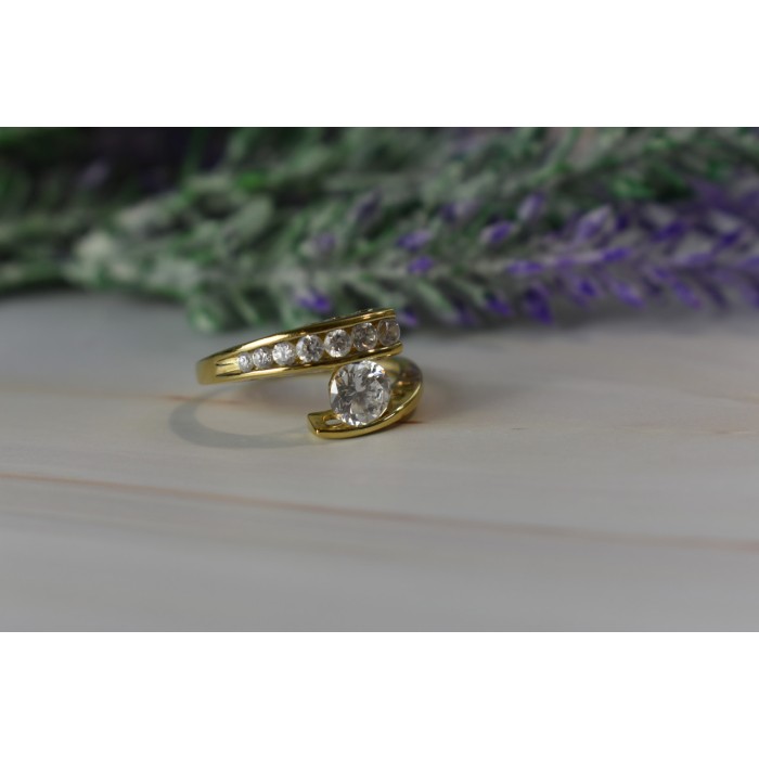 Sky Jewelry Серебряное кольцо в позолоте с камнями Гошенит (берилл)