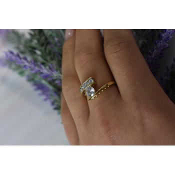 Sky Jewelry Серебряное кольцо в позолоте с камнями Гошенит (берилл)