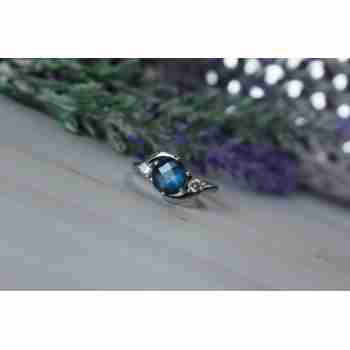 Sky Jewelry Серебряное кольцо с камнем Шпинель