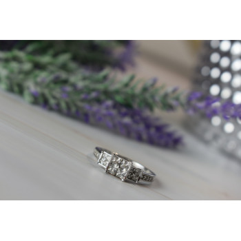 Sky Jewelry Серебряное кольцо 925 пробы с Гошенитом (берилл)