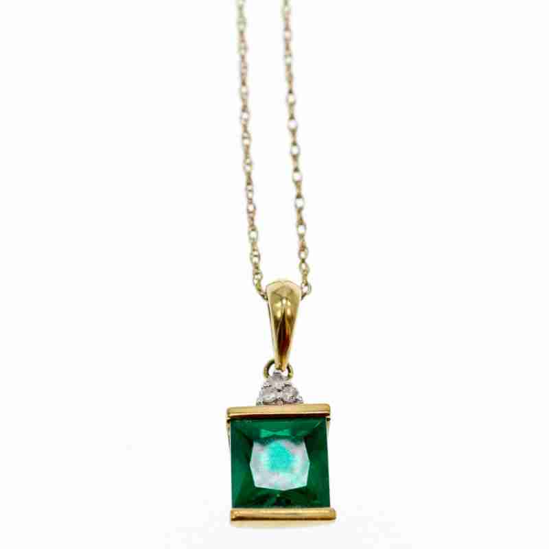Sky Jewelry Золотая цепочка с кулоном *Изумруд и Бриллианты*