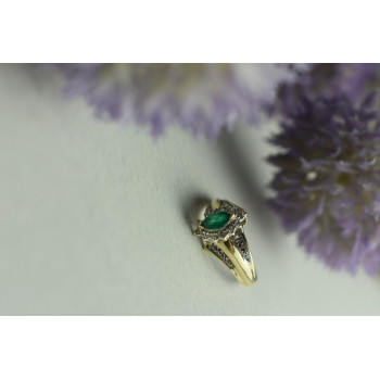 Sky Jewelry Золотое кольцо 10К (417 проба) с камнем Демантоид и маленькими бриллиантами