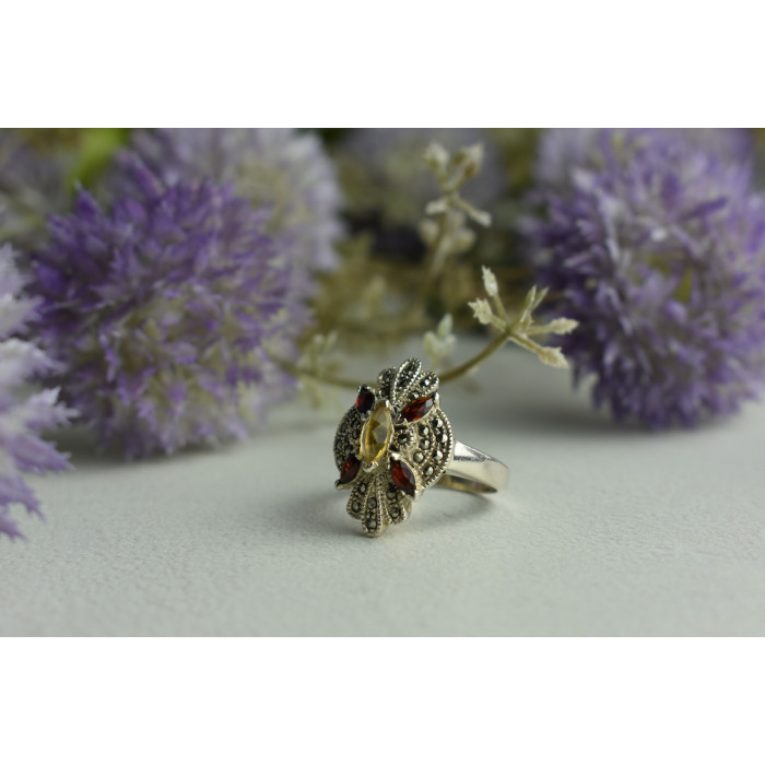 Sky Jewelry Серебряное кольцо с Альмандином, Гелиодором и камнями Морион