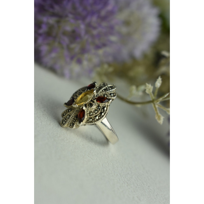 Sky Jewelry Серебряное кольцо с Альмандином, Гелиодором и камнями Морион