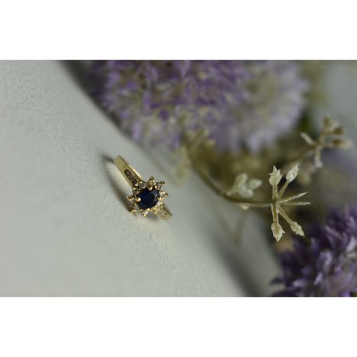 Sky Jewelry Золотое кольцо 14К (585 проба) с темно-синей Шпинелью и бриллиантами