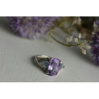 Sky Jewelry Серебряное кольцо 925 пробы с Аметистом и Голубой Шпинелью