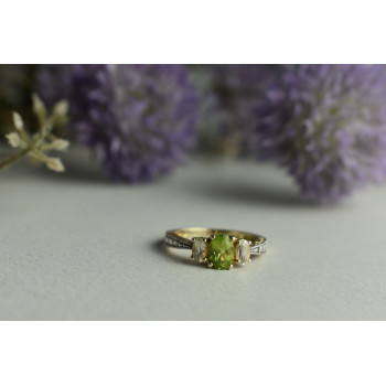 Sky Jewelry Серебряное кольцо 925 проба с Перидотом и Бесцветным Кварцем