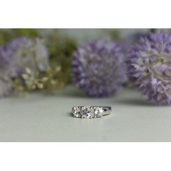 Sky Jewelry Серебряное кольцо 925 пробы с Гошенитом (берилл)