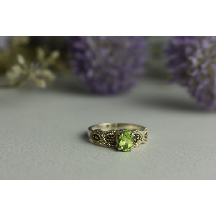 Sky Jewelry Серебряное кольцо 925 пробы с Хризолитом и камнями Морион