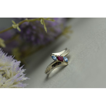 Sky Jewelry Серебряное кольцо 925 пробы с Розовой Шпинелью и Топазами