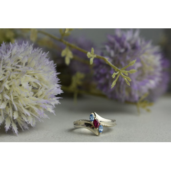 Sky Jewelry Серебряное кольцо 925 пробы с Розовой Шпинелью и Топазами