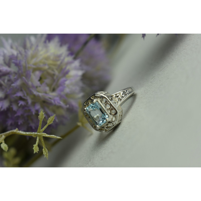 Sky Jewelry Серебряное кольцо 925 пробы с Голубой Шпинелью