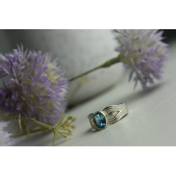 Sky Jewelry Серебряное кольцо 925 пробы с Ярко-Синей Шпинелью