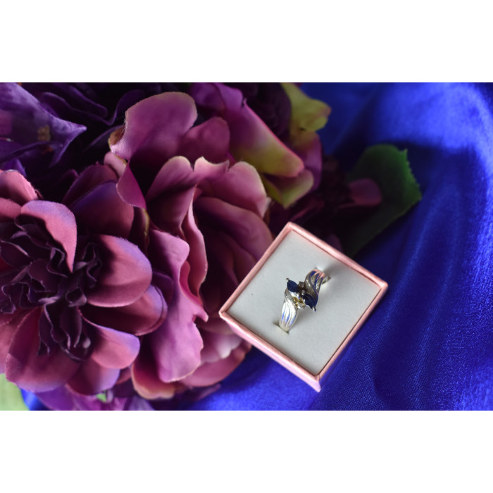 Sky Jewelry Серебряное кольцо 925 пробы с камнем Синяя Шпинель и фианиты