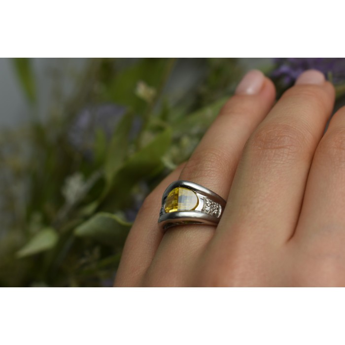 Sky Jewelry Серебряное кольцо 925 пробы с Желтым Сапфиром