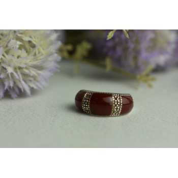 Sky Jewelry Серебряное кольцо с Бордовым Кораллом и камнями Морион