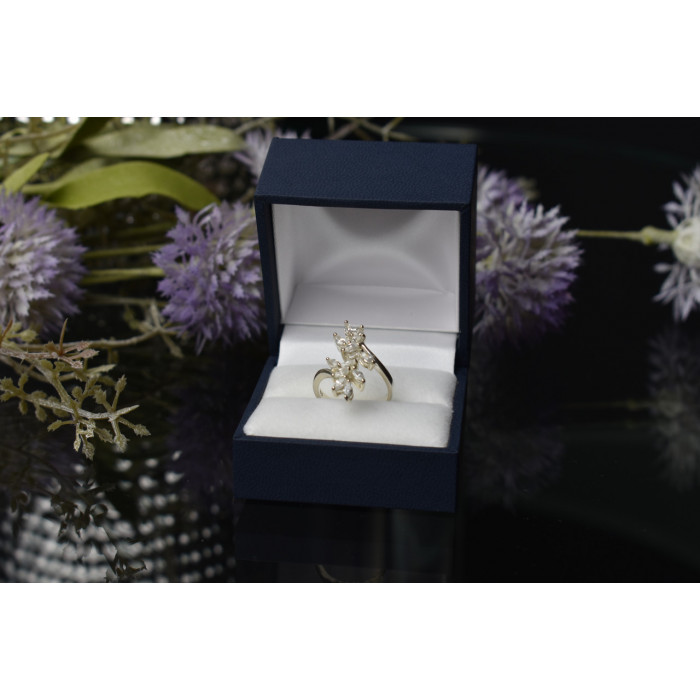 Sky Jewelry Серебряное кольцо 925 пробы с фианитами *Нежный Цветок*
