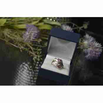 Sky Jewelry Серебряное кольцо 925 пробы с вставками из Перламутра