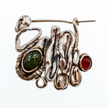 Sky Jewelry Старинная Серебряная брошь с камнями Нефрит и Карнеол