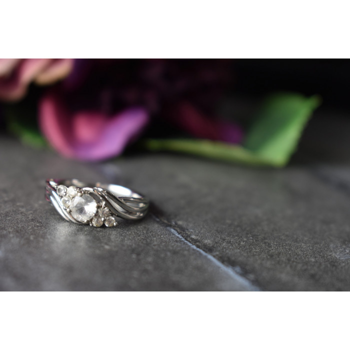 Sky Jewelry Серебряное кольцо с белым Топазом