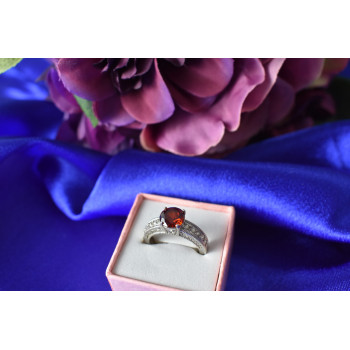 Sky Jewelry Серебряное кольцо 925 проба с Гранатом и фианитами