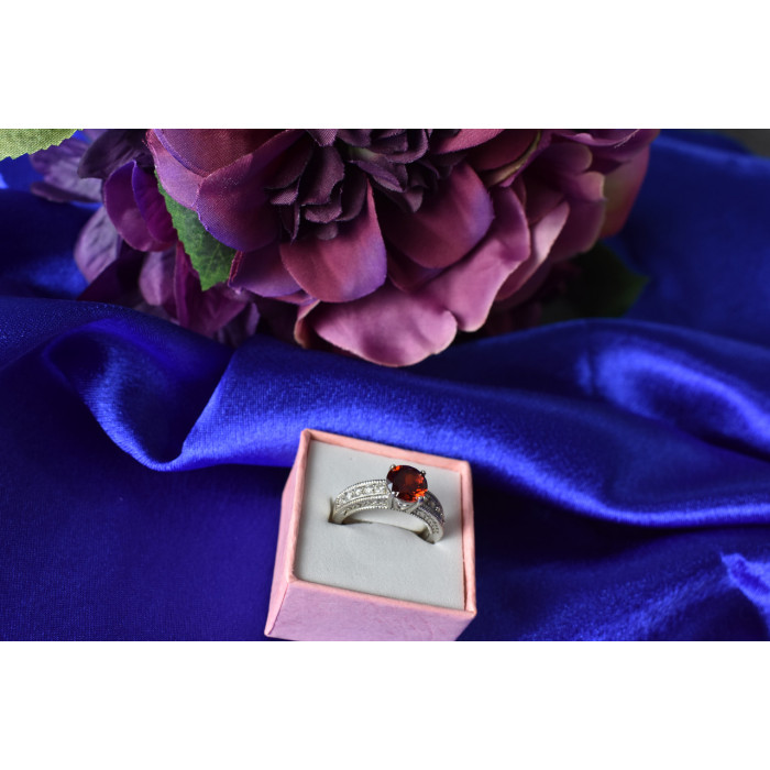 Sky Jewelry Серебряное кольцо 925 проба с Гранатом и фианитами