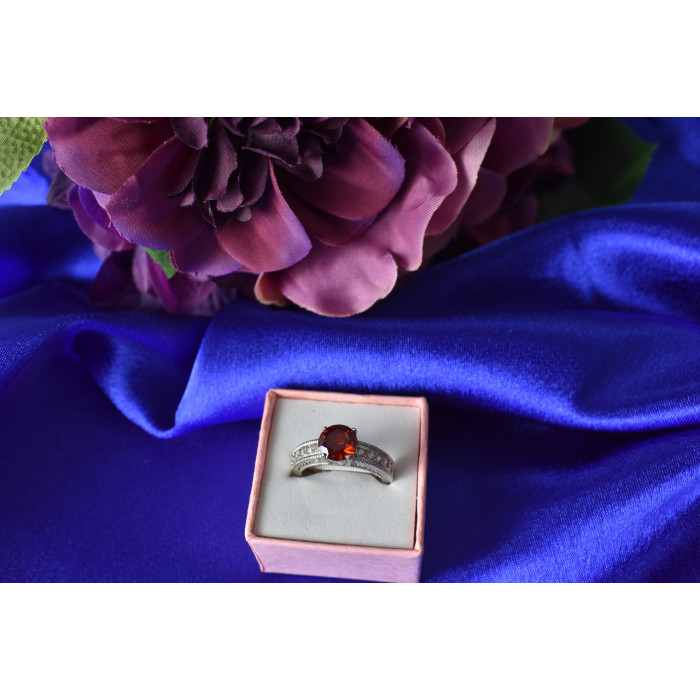 Sky Jewelry Серебряное кольцо 925 проба с Гранатом и фианитами