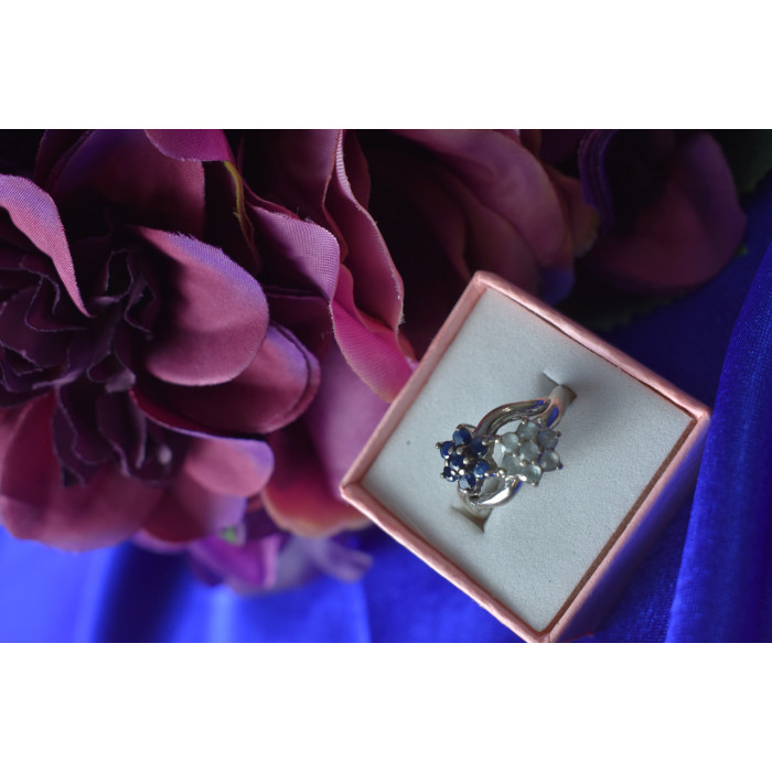 Sky Jewelry Серебряное кольцо с Синей и Голубой Шпинелью *Цветы*