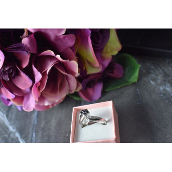 Sky Jewelry Серебряное кольцо с Синей и Бесцветной Шпинелью *Цветы