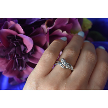 Sky Jewelry Серебряное кольцо с белой (бесцветной) Шпинелью