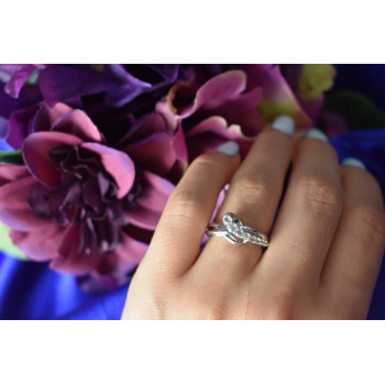 Sky Jewelry Серебряное кольцо с белой (бесцветной) Шпинелью