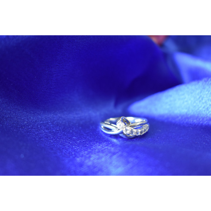 Sky Jewelry Серебряное кольцо с белой (бесцветной) Шпинелью