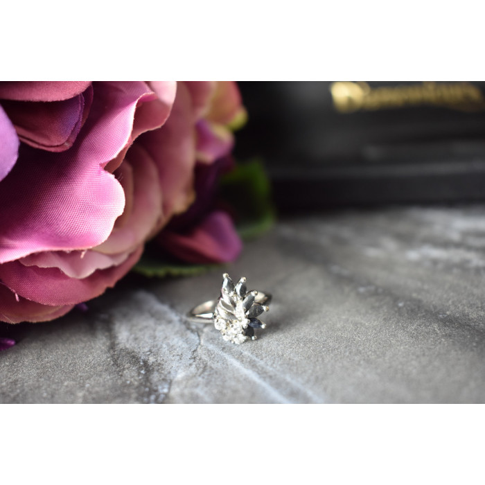 Sky Jewelry Серебряное кольцо 925 пробы с темно-синей Шпинелью и фианитами