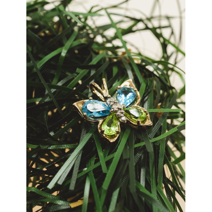 Sky Jewelry Золотой кулон 14К (585 проба)  с Топазом Перидотом и бриллиантами *Бабочка*