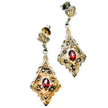 Sky Jewelry Серебряные серьги с гранатом и камнями Морион