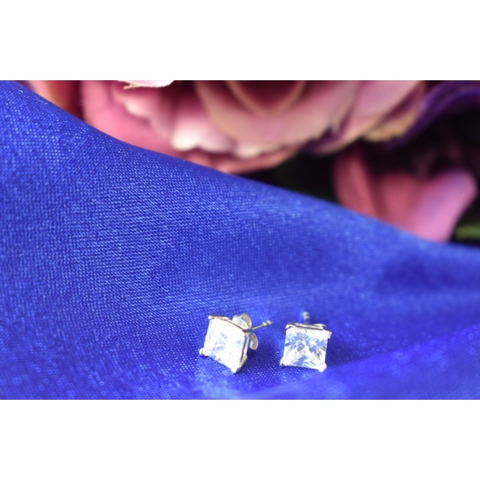 Sky Jewelry Серебряные серьги-гвоздики с Фианитом *Квадрат
