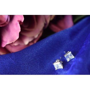 Sky Jewelry Серебряные серьги-гвоздики с Фианитом *Квадрат