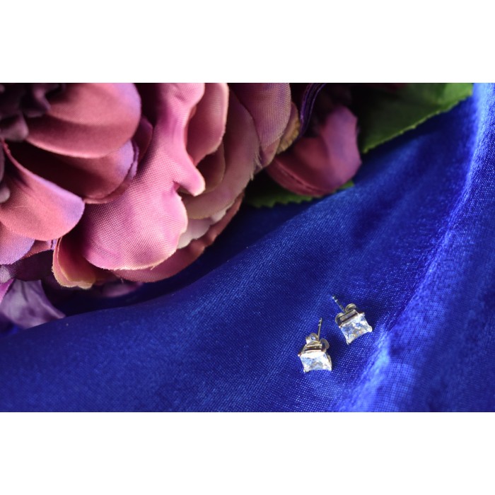 Sky Jewelry Серебряные серьги-гвоздики с Фианитом *Квадрат