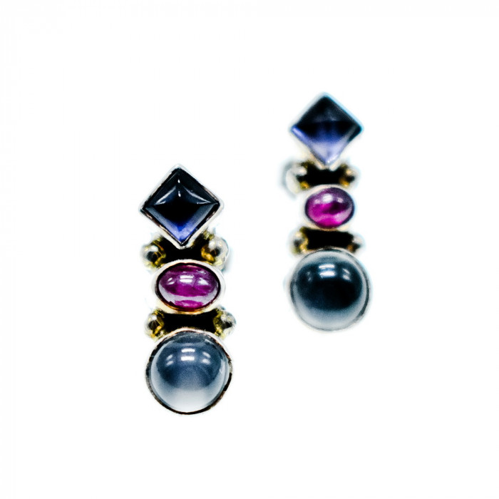 Sky Jewelry Серебряные серьги-гвоздики с Лунным Камнем , Сапфиром (синтетический) и Рубином (синтетический)