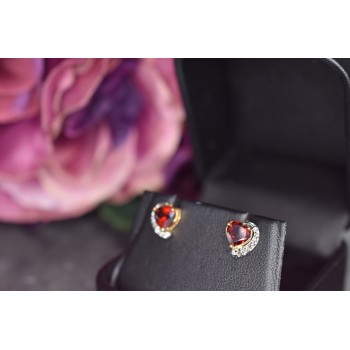 Sky Jewelry Серебряные серьги в позолоте  с гранатом  и камнями бесцветный Сапфир