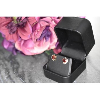 Sky Jewelry Серебряные серьги в позолоте  с гранатом  и камнями бесцветный Сапфир