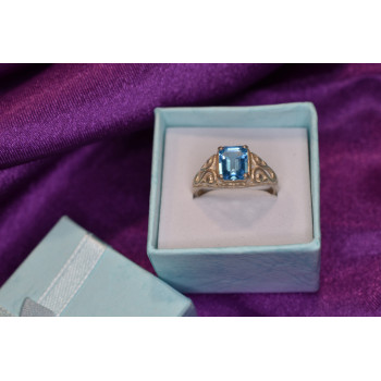 Sky Jewelry Серебряное кольцо с голубым Топазом