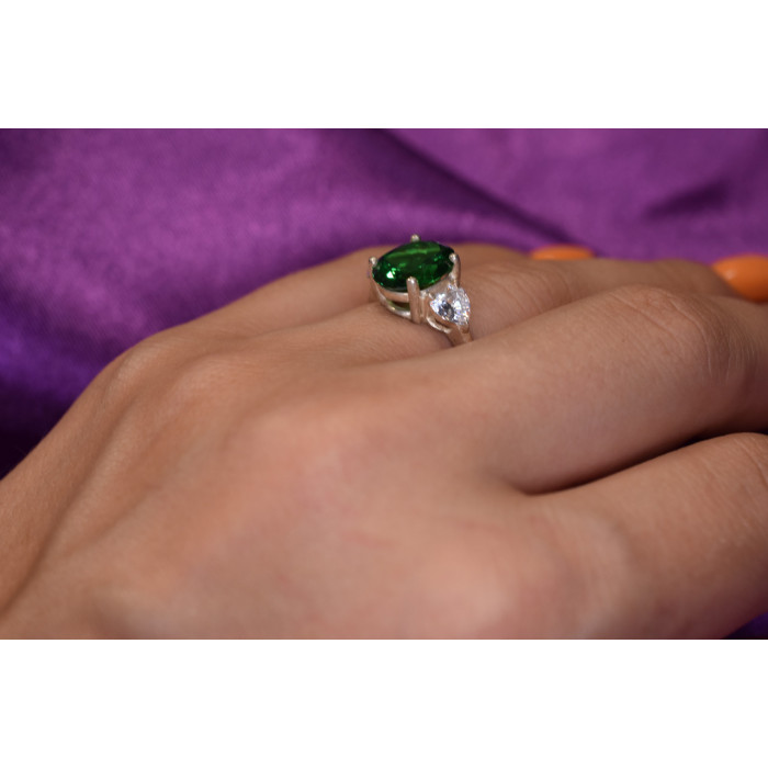 Sky Jewelry Серебряное кольцо с Изумрудом и фианитами