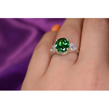 Sky Jewelry Серебряное кольцо с Изумрудом и фианитами