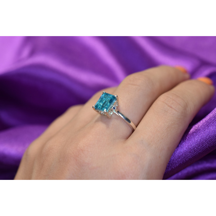 Sky Jewelry Серебряное кольцо с Аквамарином и маленькими камнями Турмалин Параиба