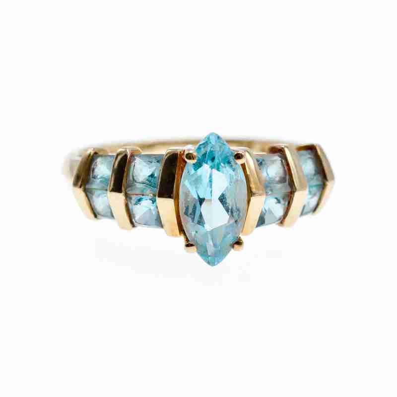 Sky Jewelry Золотое кольцо с Топазом 14К (585 проба)