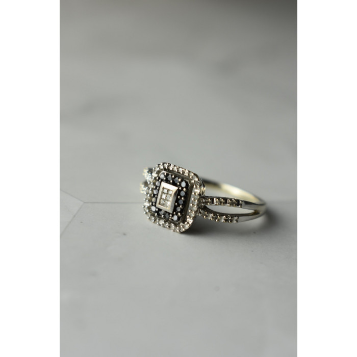 Sky Jewelry Золотое кольцо 10К (417 проба) с Бриллиантами и камнями Черная Шпинель